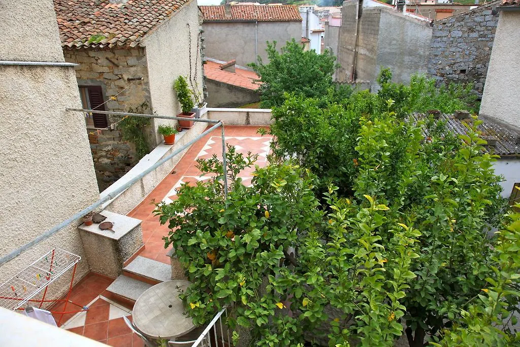 B&B Notte Al Museo Bitti Bed & Breakfast